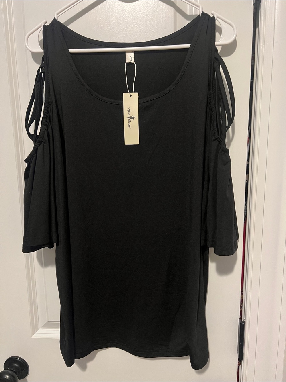 Agnes Orinda Black Short Sleeve Cold Shoulder Shirt Blouse w Criss Cross 2X NWT